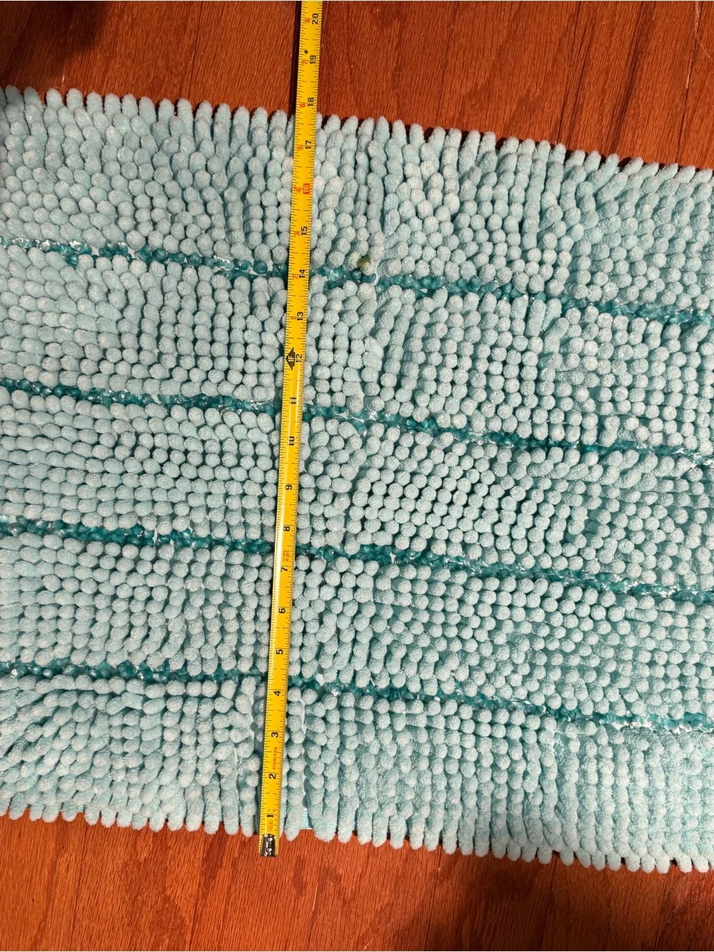 Aqua Chenille Bath Mat - Soft Absorbent Bath Rug
